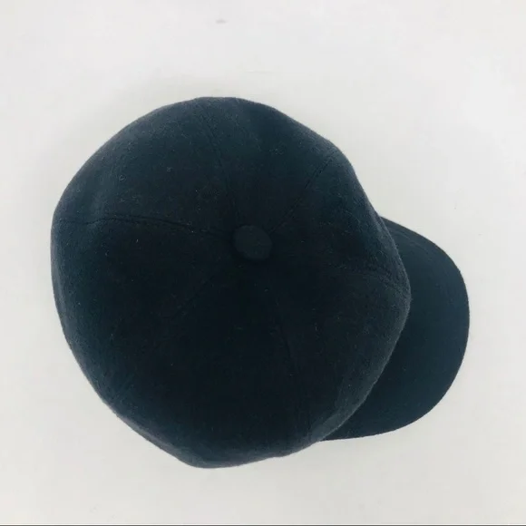 Barney´s New York Black Wool Cashmere Driving Hat Men